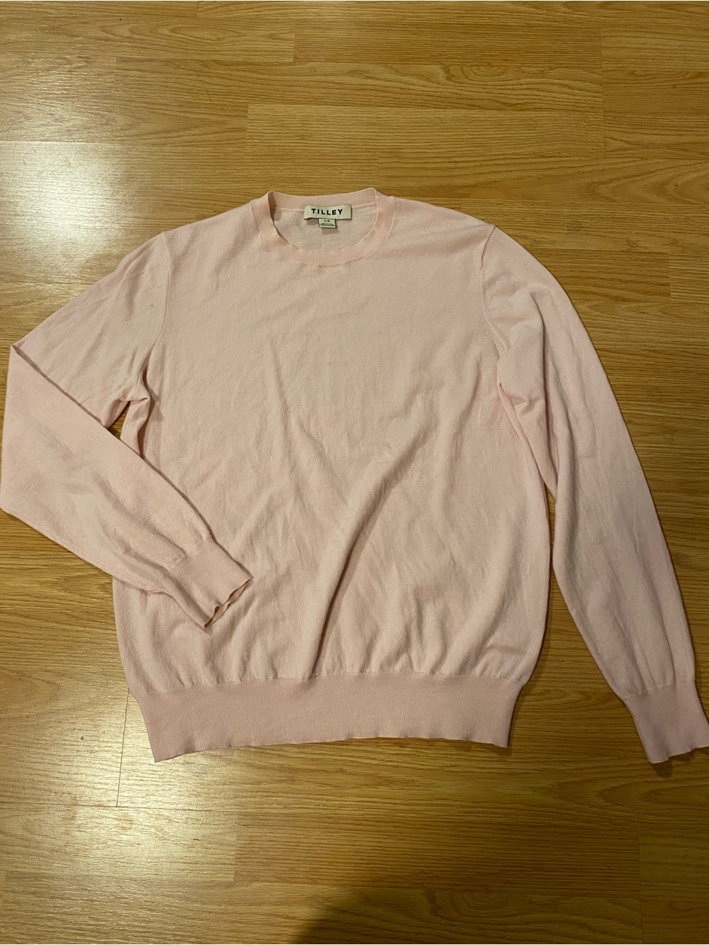 Tilley merino wool crewneck sweater size large light pink